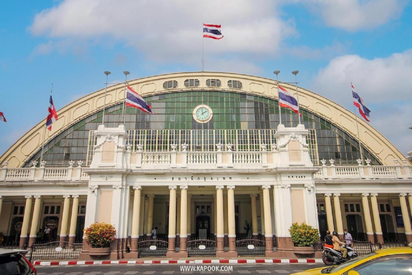 Go Inn Mrt Hua Lamphong Yaowarat バンコク都 エクステリア 写真