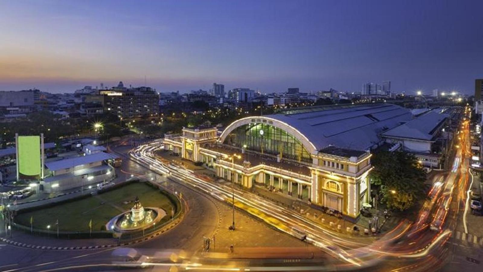 Go Inn Mrt Hua Lamphong Yaowarat バンコク都 エクステリア 写真